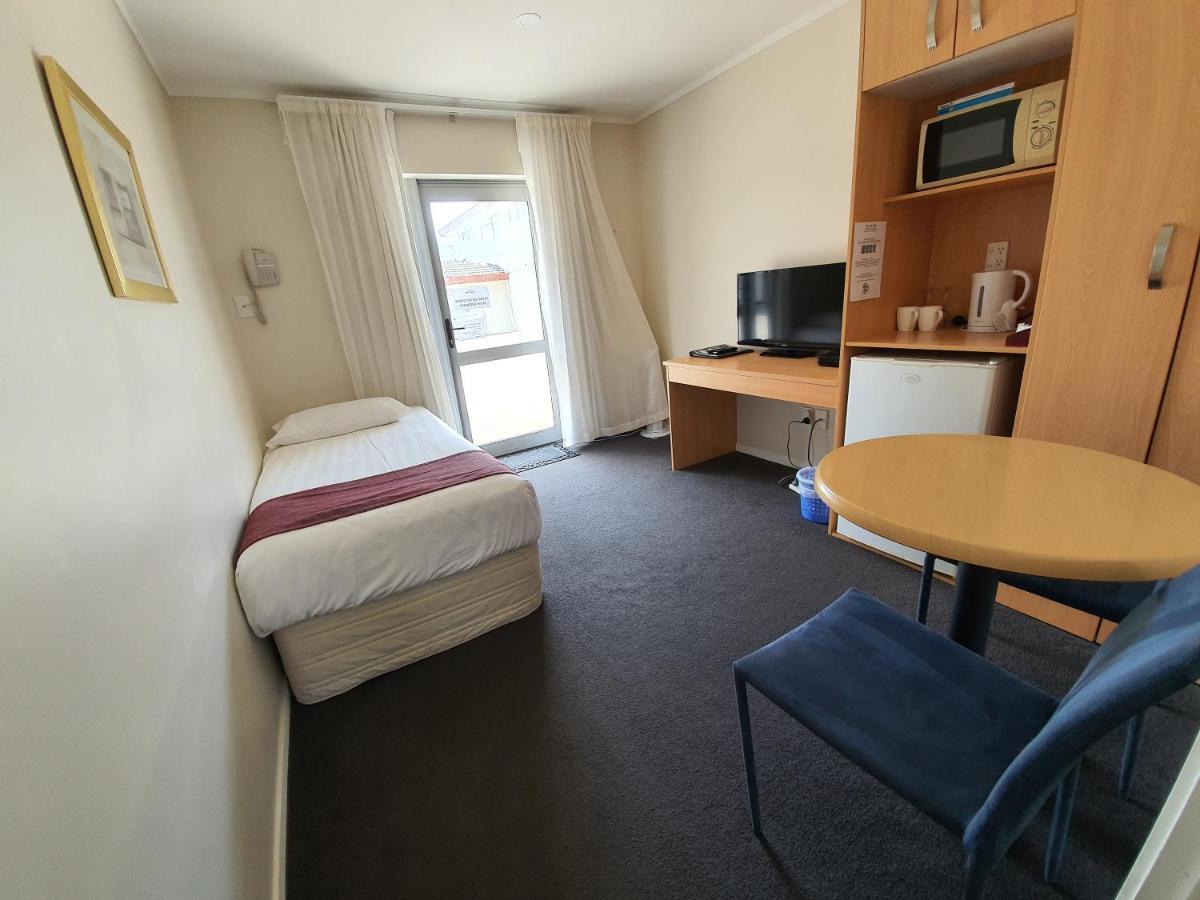 Ocean Inn Motel Auckland Exterior photo